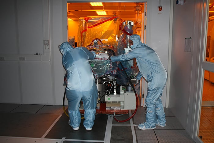 Equipment_Move_In_Cleanroom