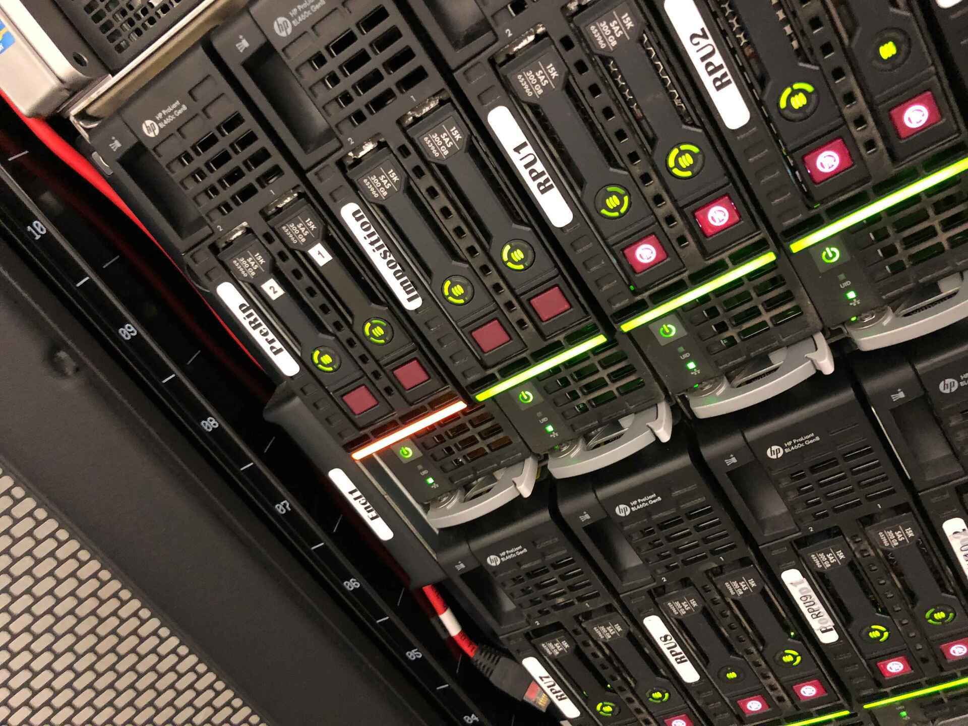 HP Print Press - Computer Systems (DFE) - Server Racks 1